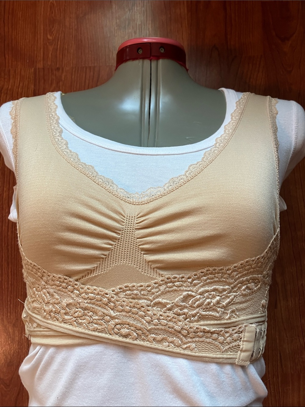 Lace-Trim Comfort Bralette in Cream